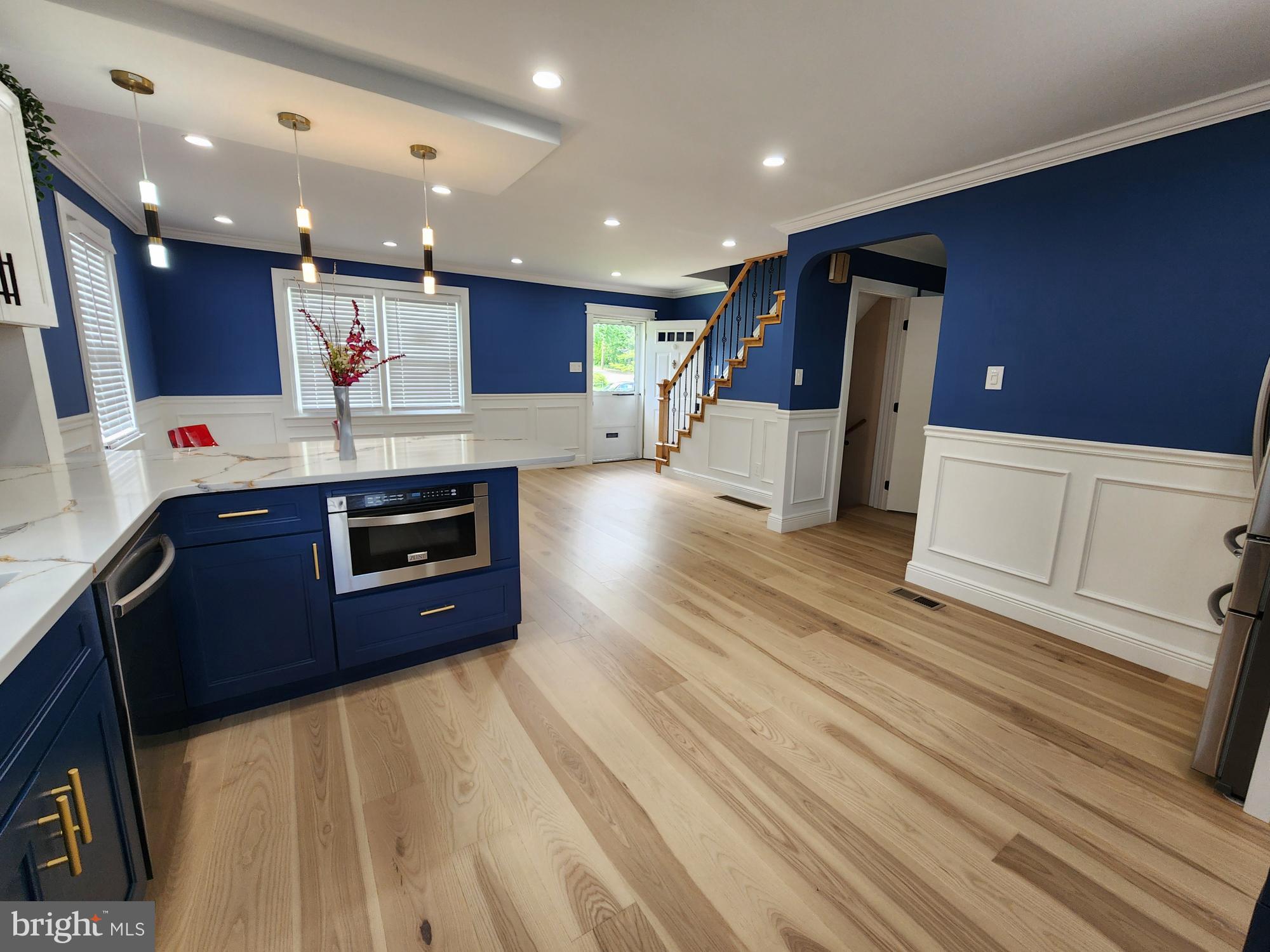 FOX CHASE - Residential