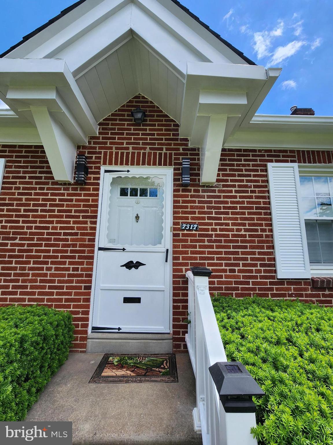 FOX CHASE - Residential