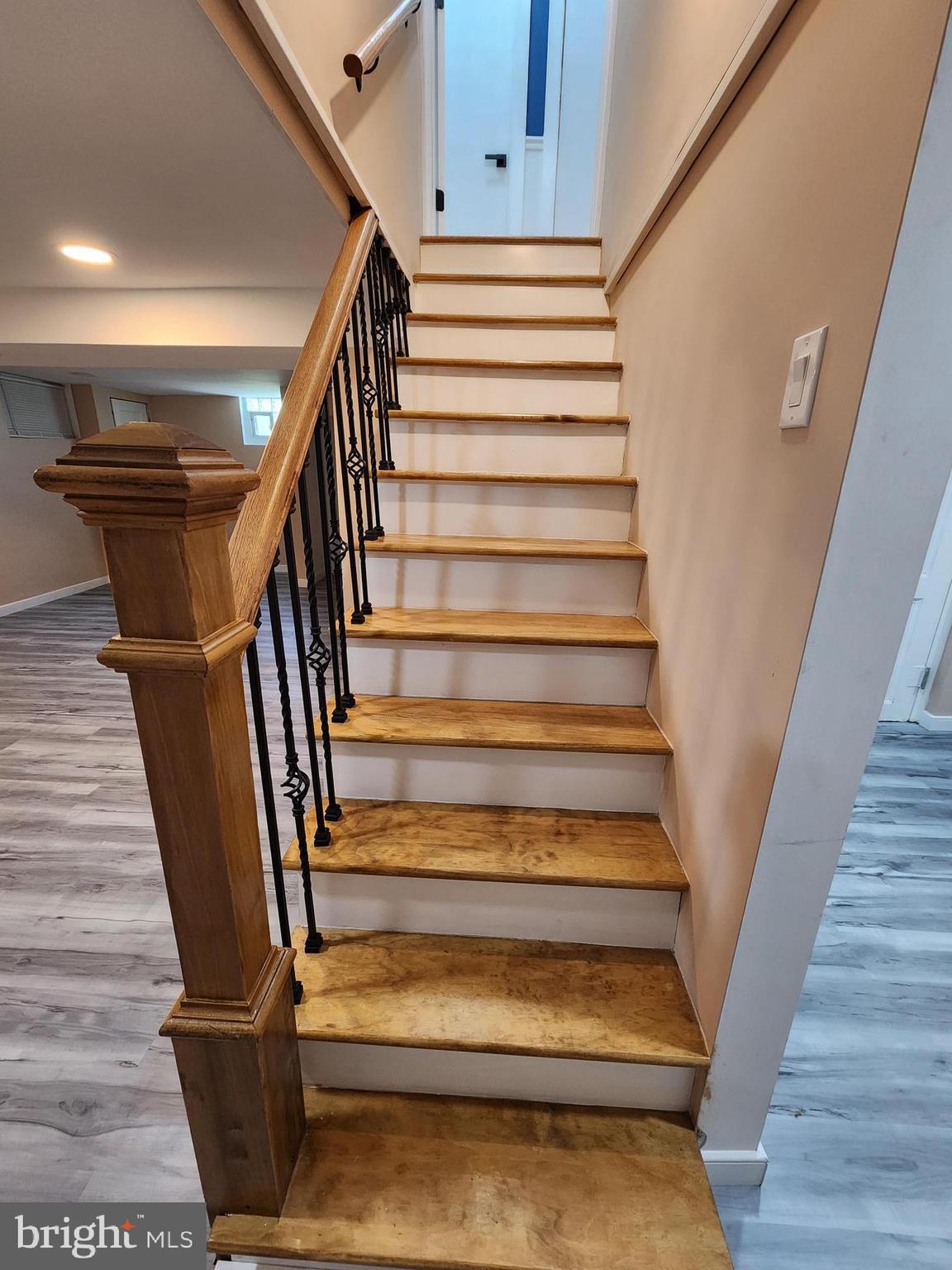 FOX CHASE - Residential