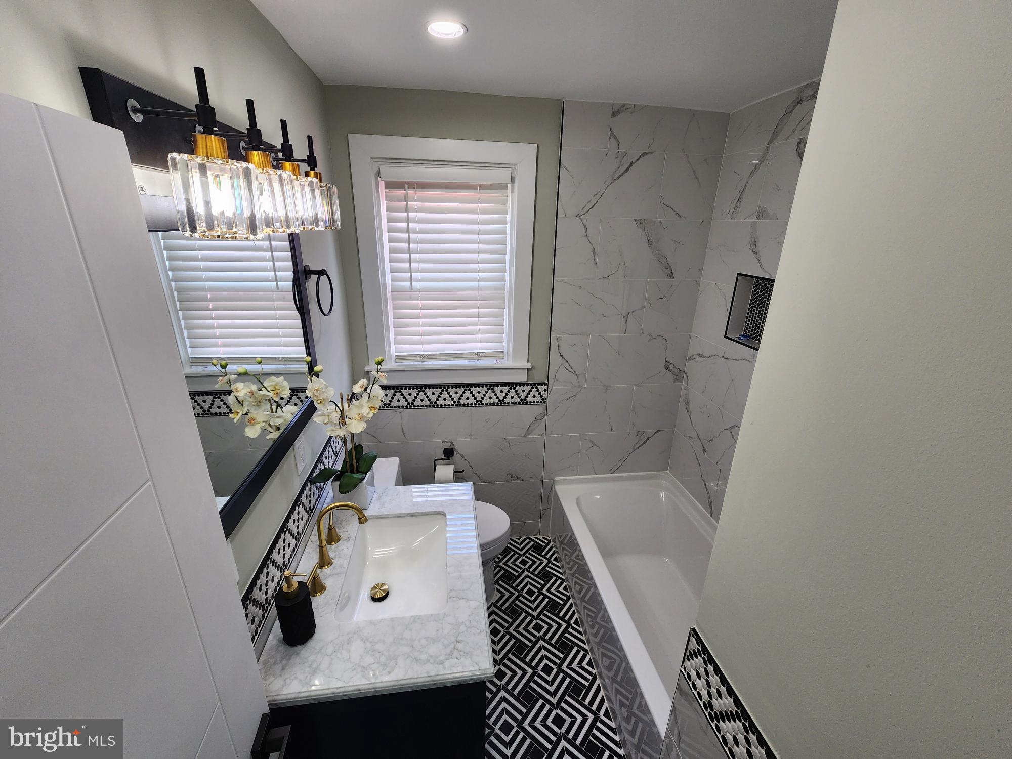 FOX CHASE - Residential