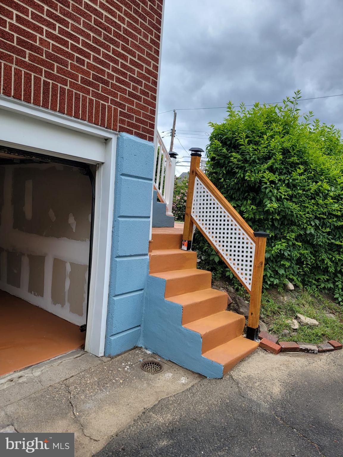 FOX CHASE - Residential