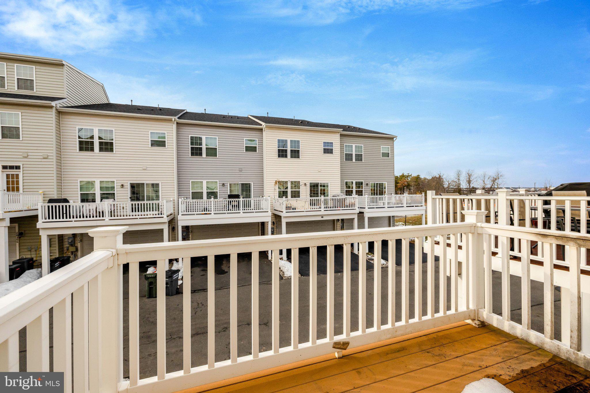 ARCOLA - Residential