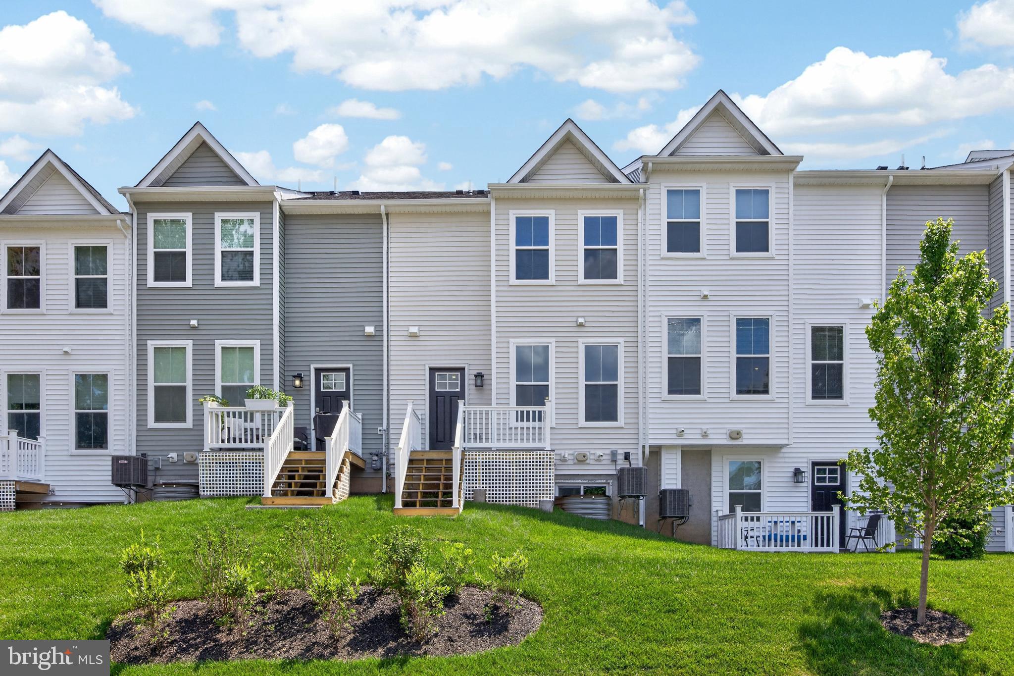 113 ABRAMO VICTOR DRIVE