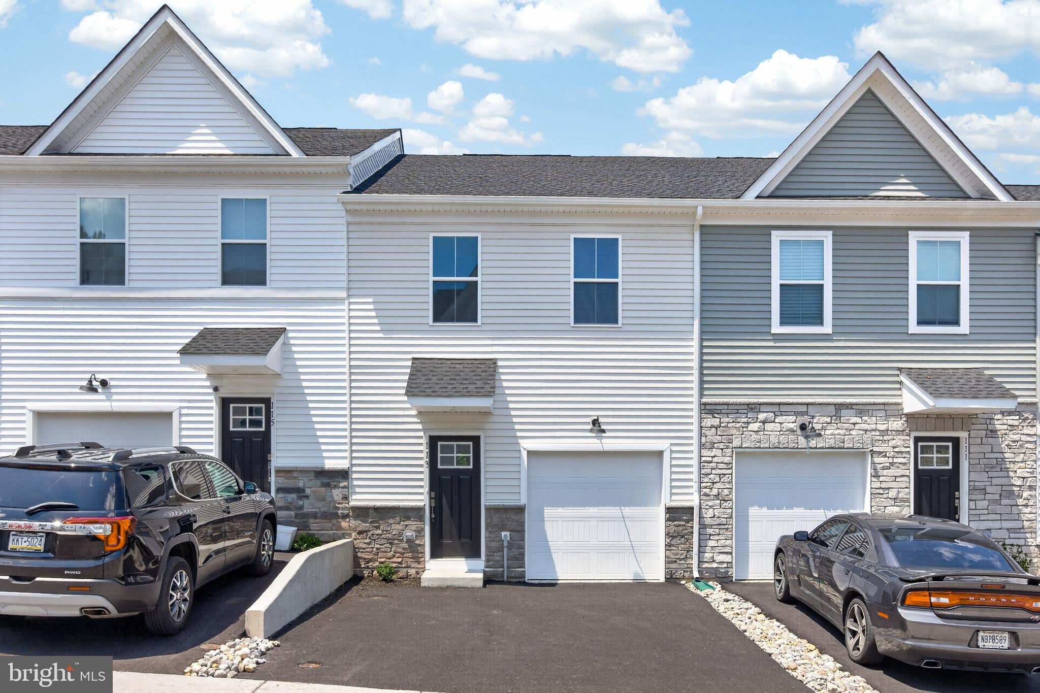 113 ABRAMO VICTOR DRIVE