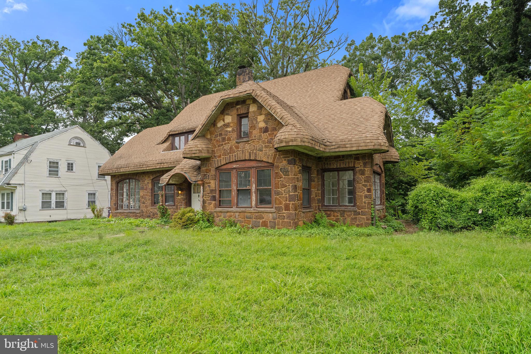 65 WOODLAND DRIVE