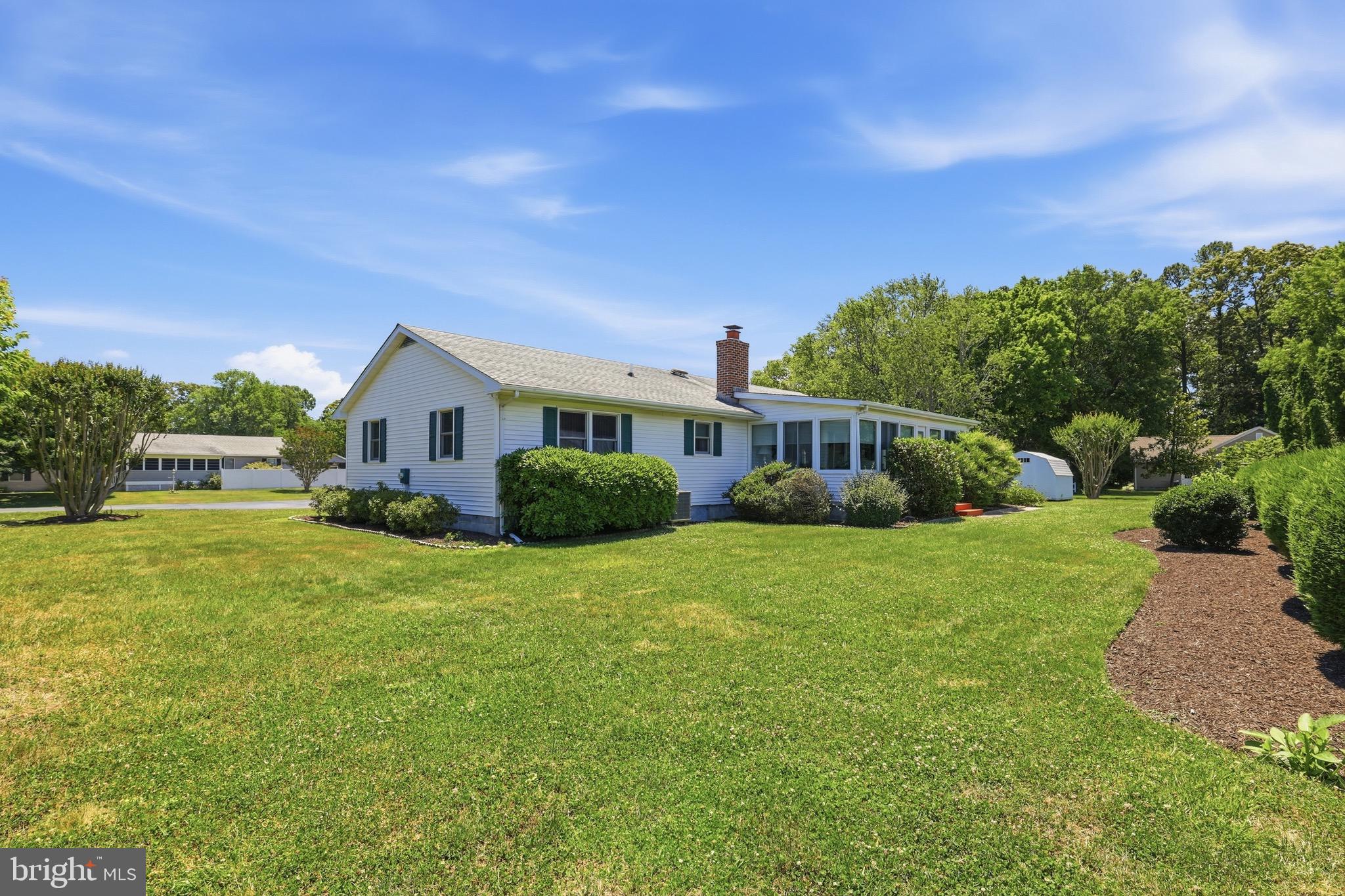 100 LAUREL KNOB COURT