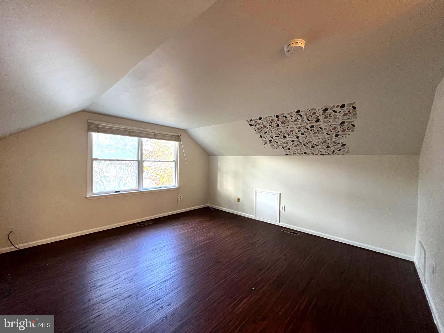 LAKE ARBOR - Residential