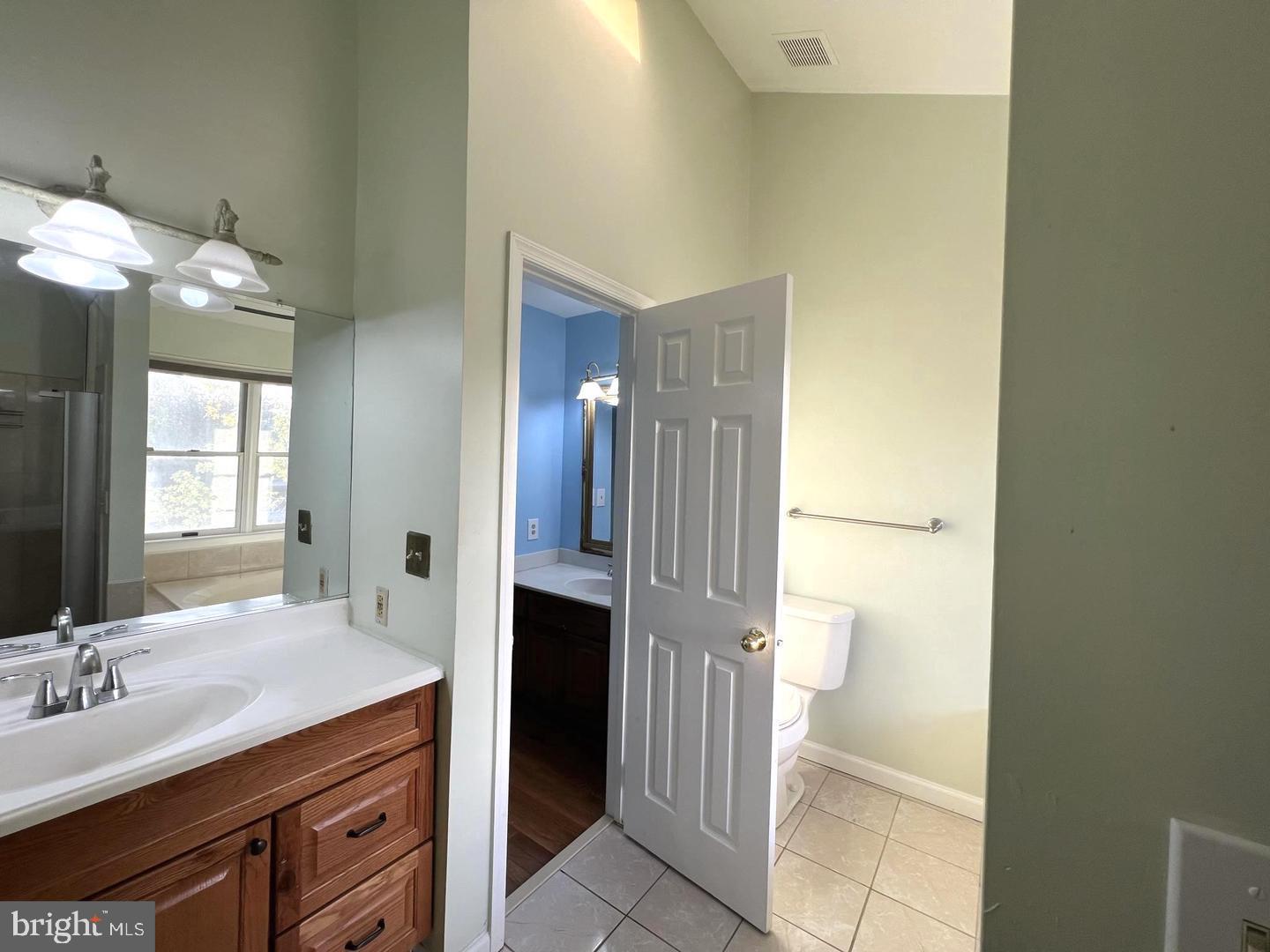 LAKE ARBOR - Residential