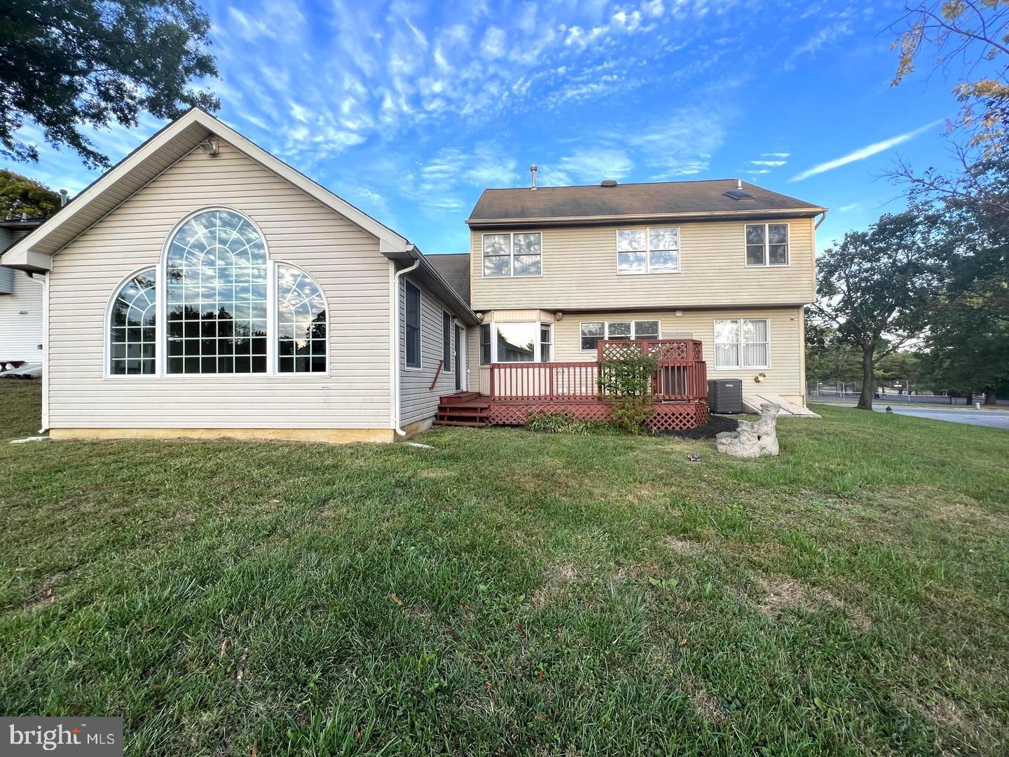 LAKE ARBOR - Residential