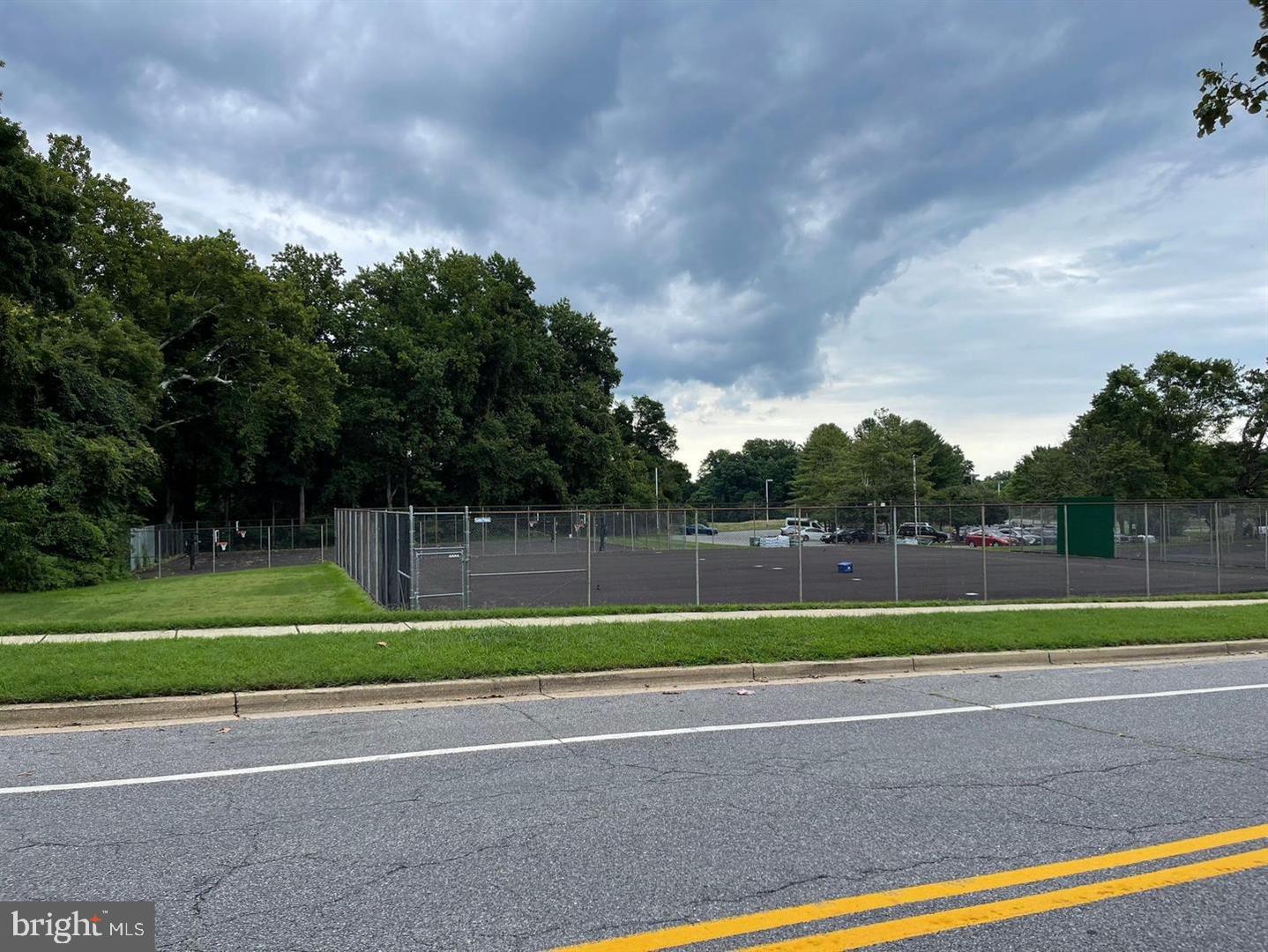 LAKE ARBOR - Residential