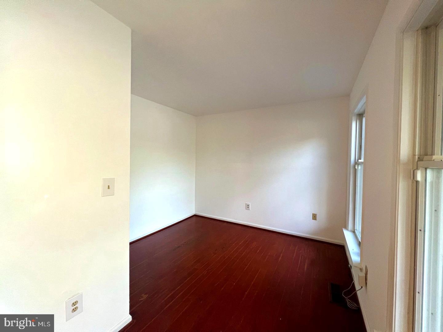 LAKE ARBOR - Residential