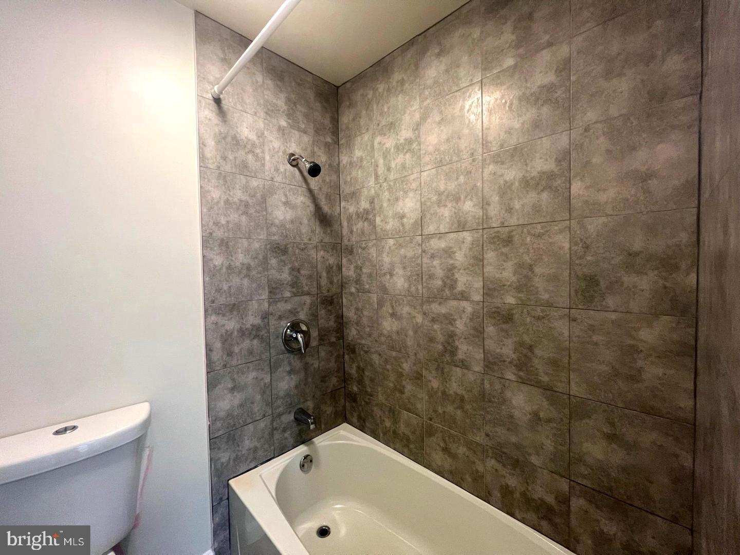 LAKE ARBOR - Residential