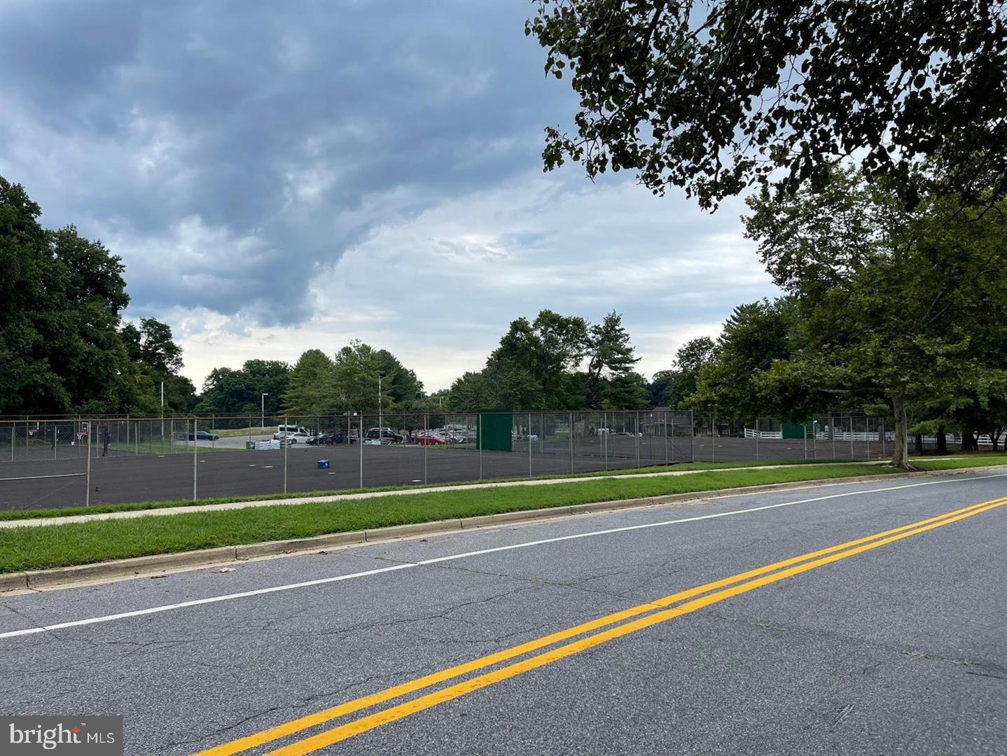 LAKE ARBOR - Residential