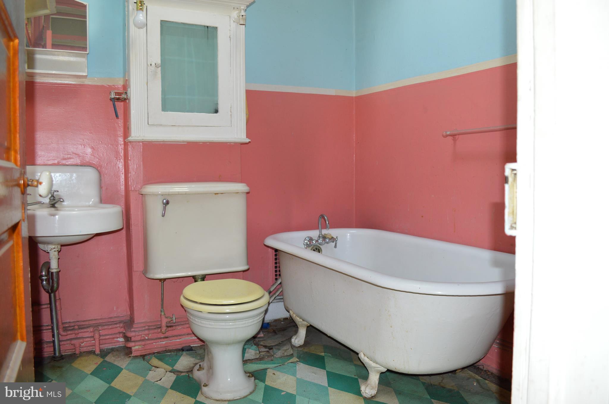 HIGHLANDTOWN - Residential