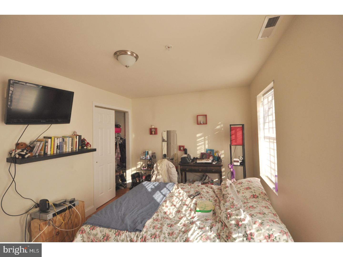 TEMPLE UNIVERSITY - Residential Lease