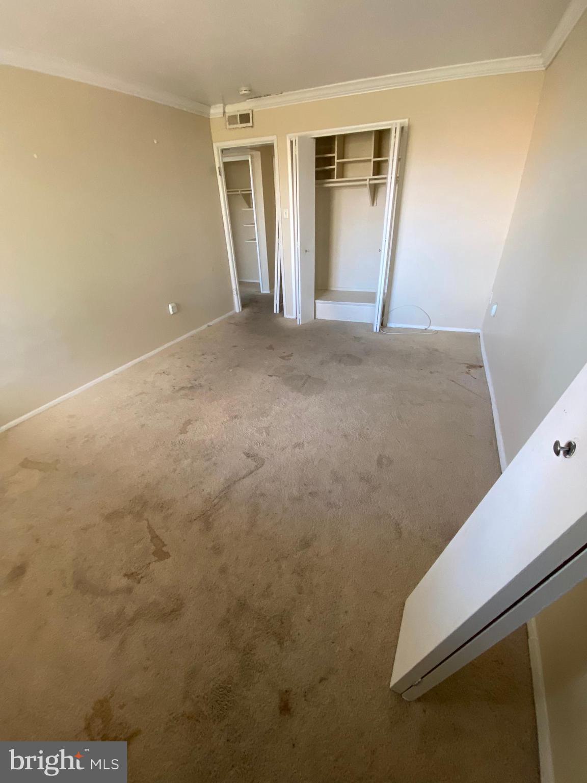 HOLLY HILL CONDOMINIUMS - Residential