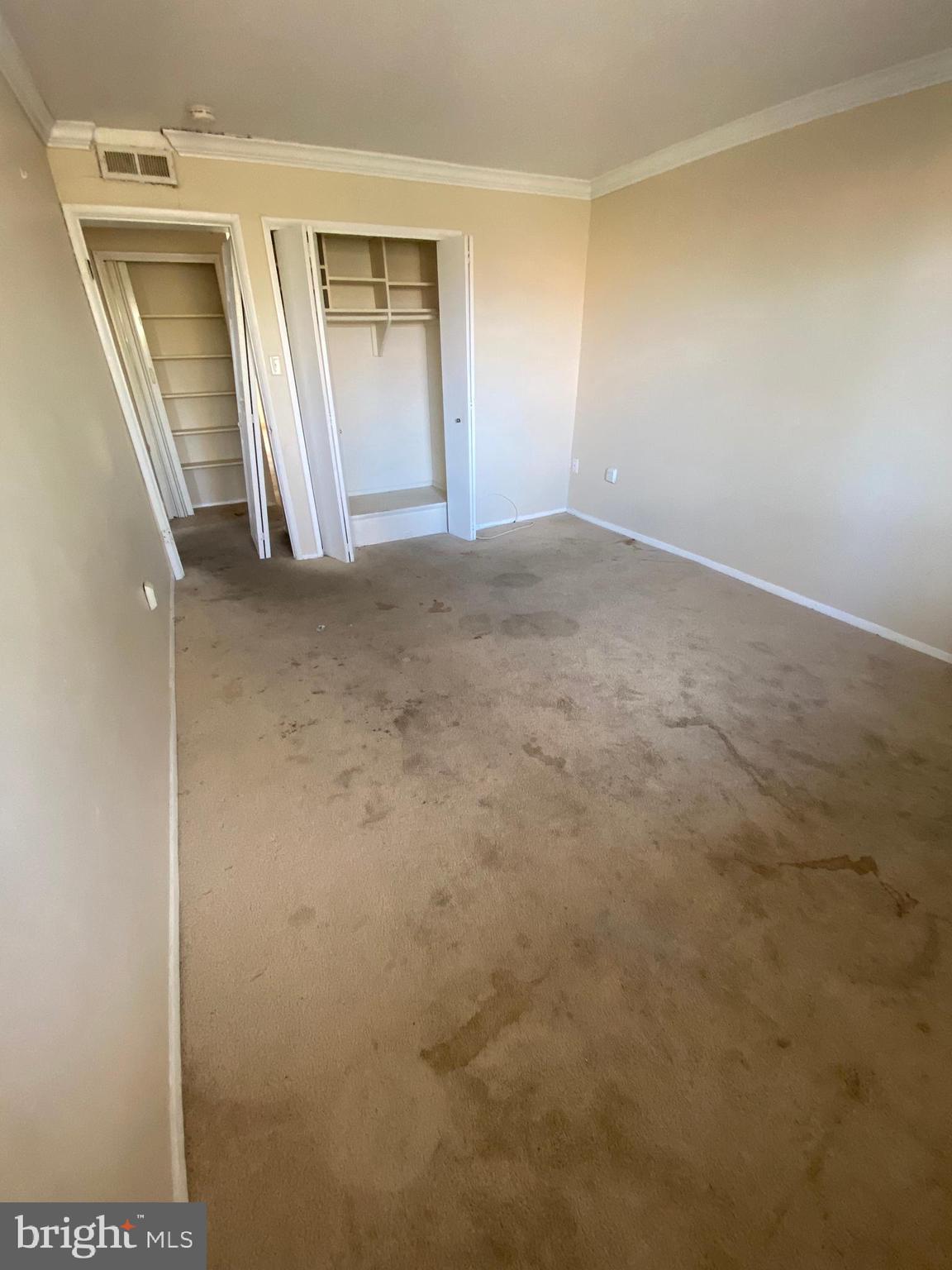 HOLLY HILL CONDOMINIUMS - Residential