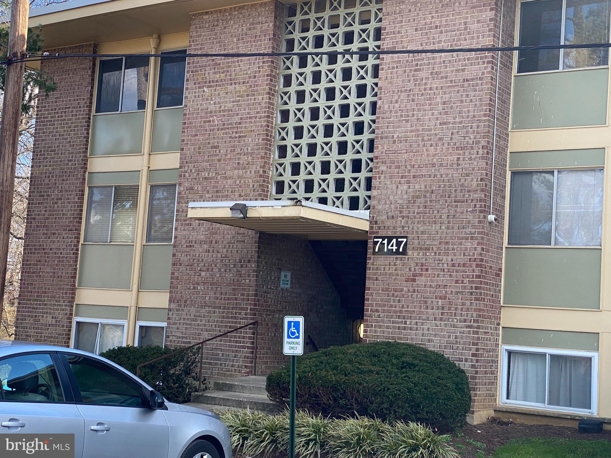 HOLLY HILL CONDOMINIUMS - Residential