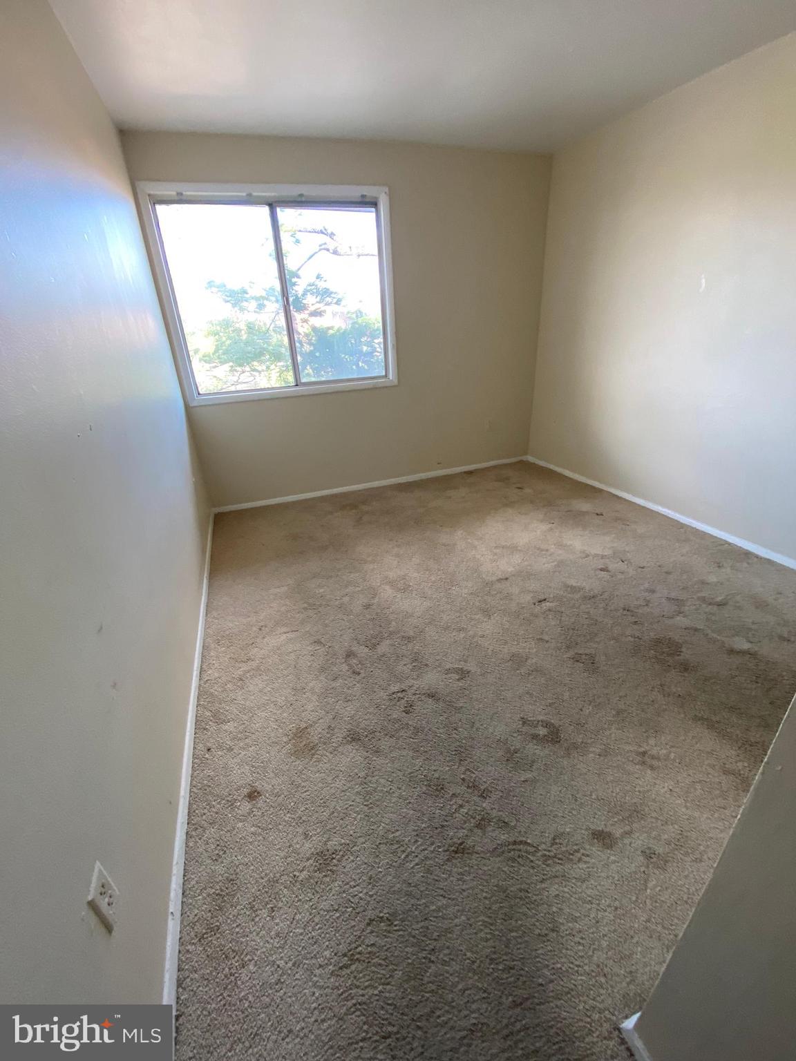 HOLLY HILL CONDOMINIUMS - Residential