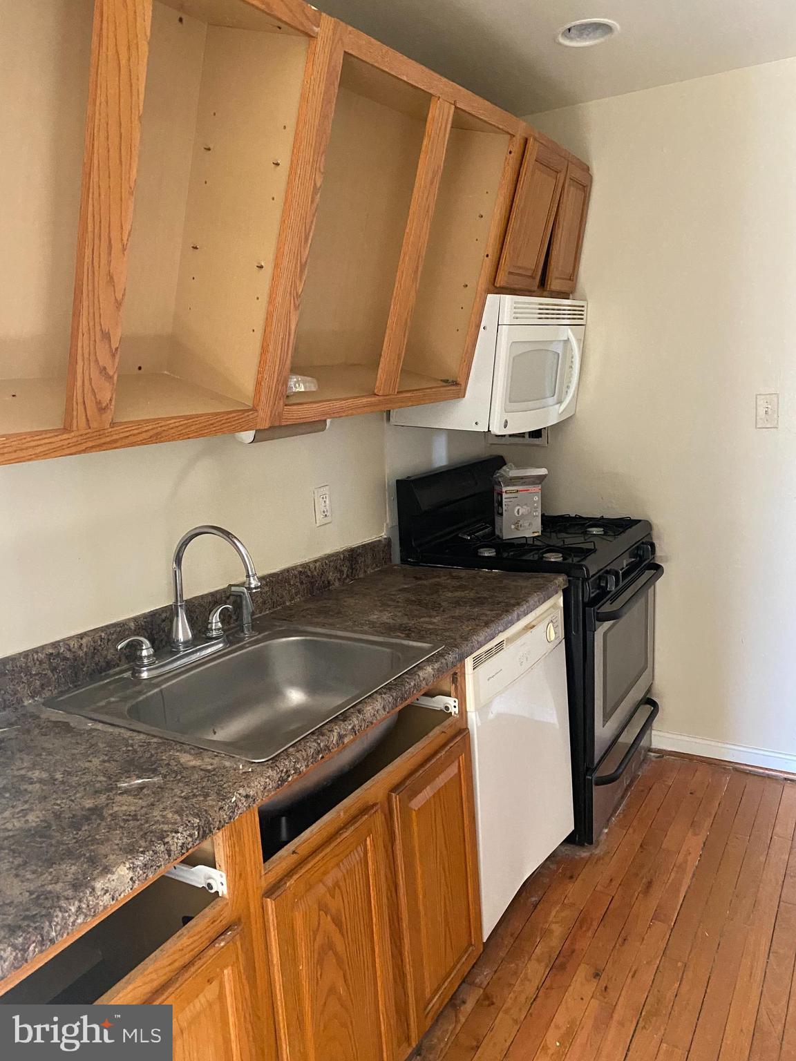 HOLLY HILL CONDOMINIUMS - Residential