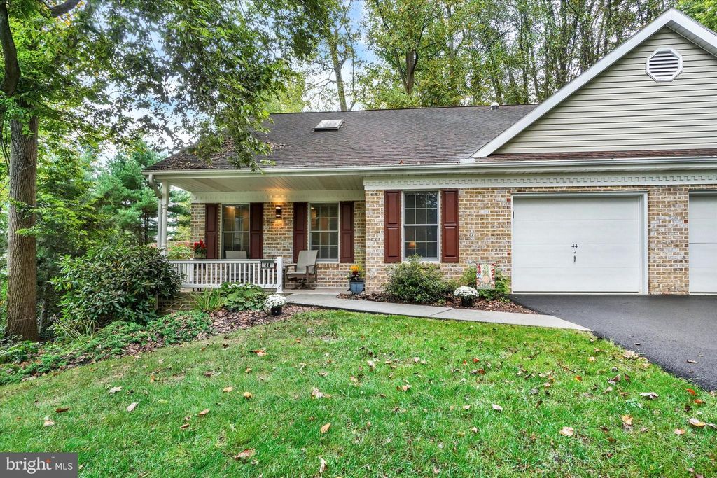 Photo of 44 Timber Villa, ELIZABETHTOWN, PA 17022 (MLS # PALA2075780)