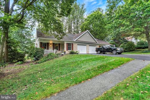 Photo of 44 Timber Villa, ELIZABETHTOWN, PA 17022 (MLS # PALA2075780)