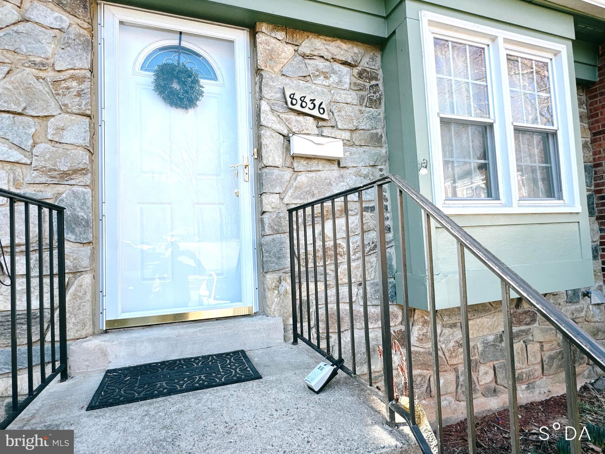 HILLSIDE COMMONS - Residential Lease