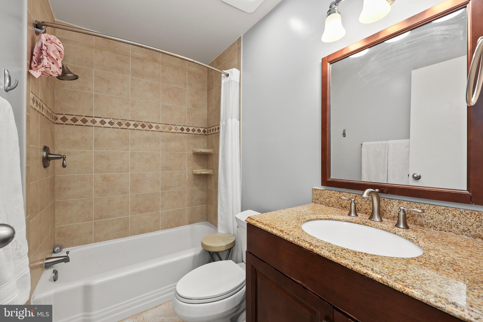 KEENE MILL MANOR - Residential