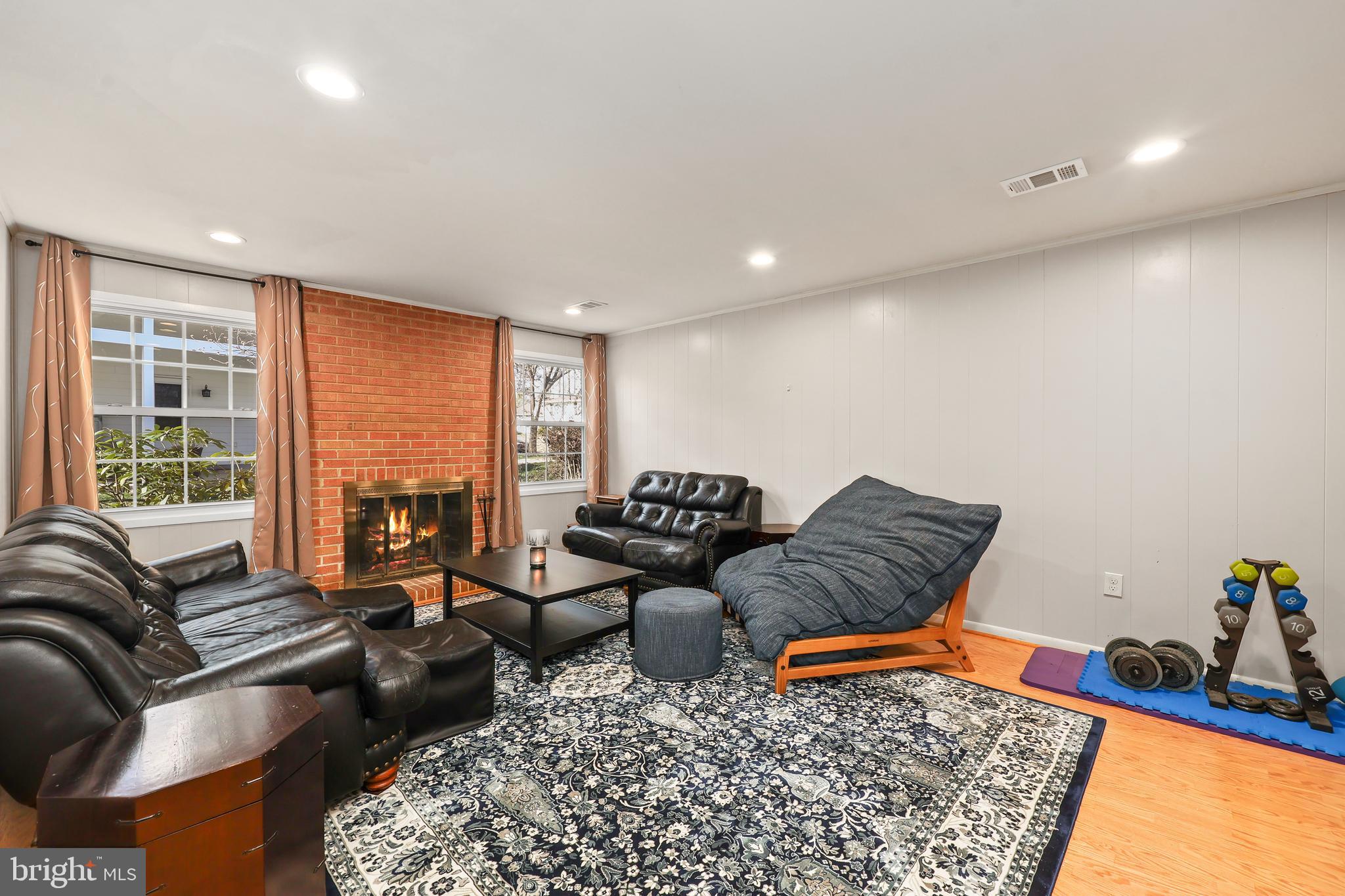 KEENE MILL MANOR - Residential