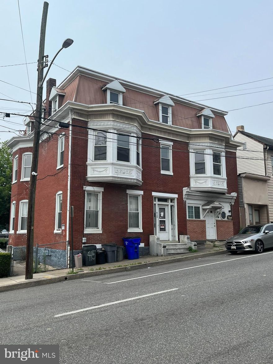 Very spacious 3 bedroom 1 full bath apartment.  There is a large fourth room that could be another bedroom if needed.  Spacious kitchen. Laundry area. off street parking . This is a second floor apartment.