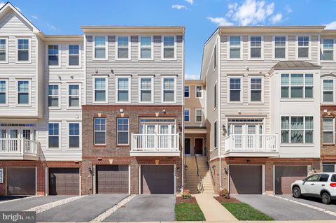 Photo of 5906 Krantz Drive, FREDERICK, MD 21703 (MLS # MDFR2079678)