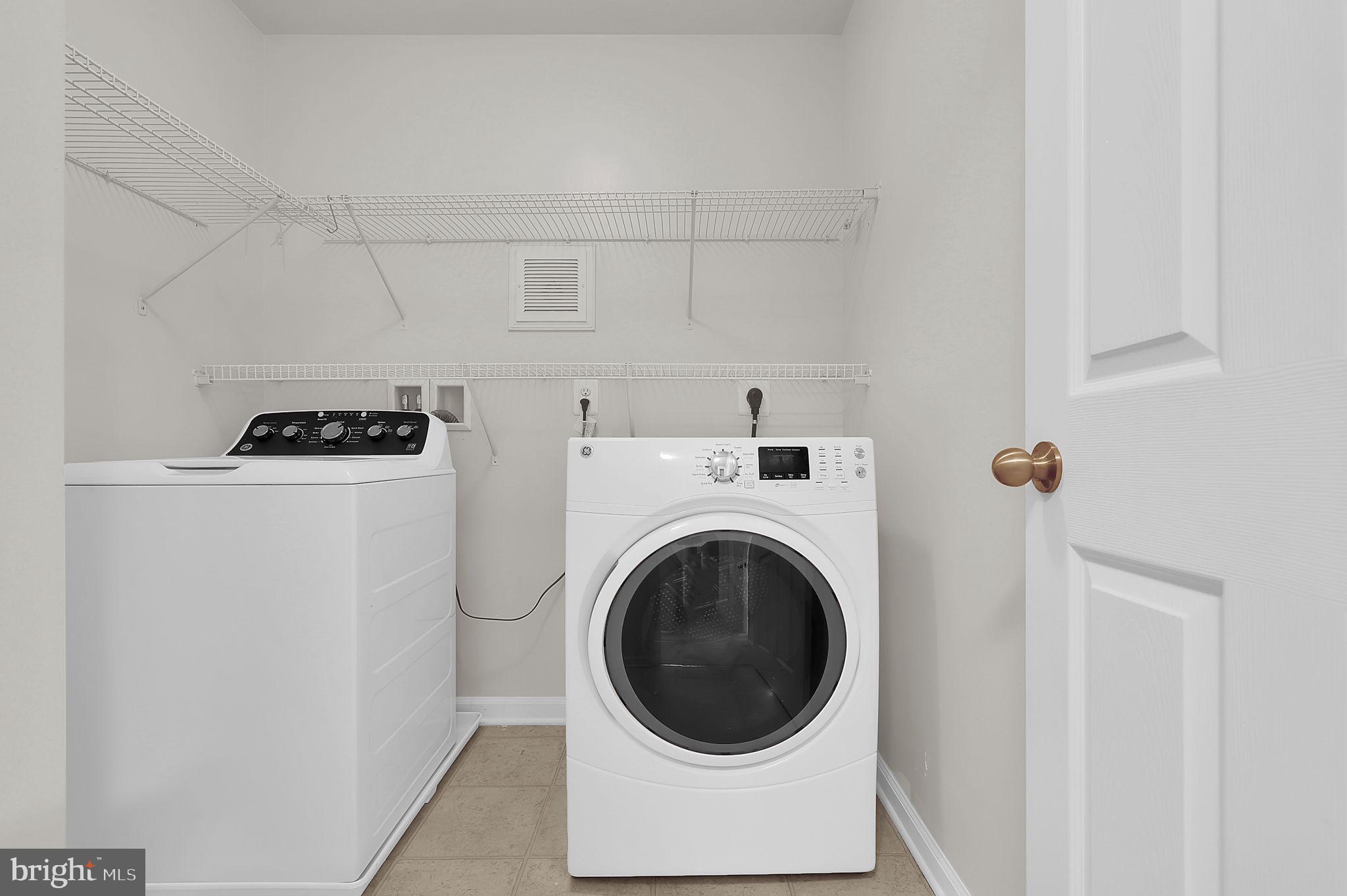 JEFFERSON PLACE - Residential