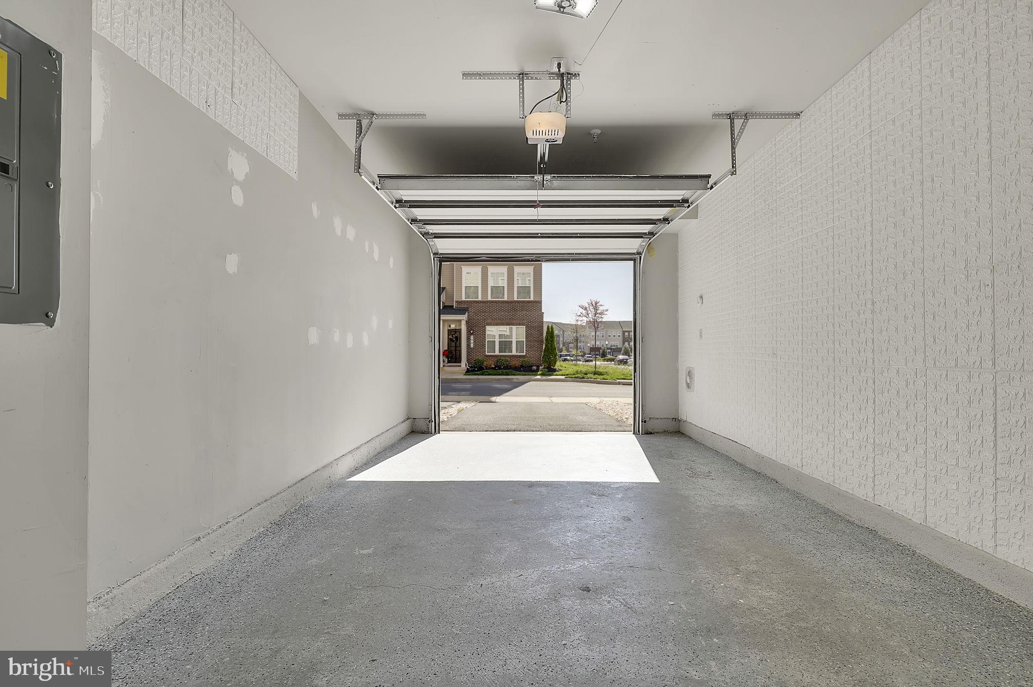 JEFFERSON PLACE - Residential