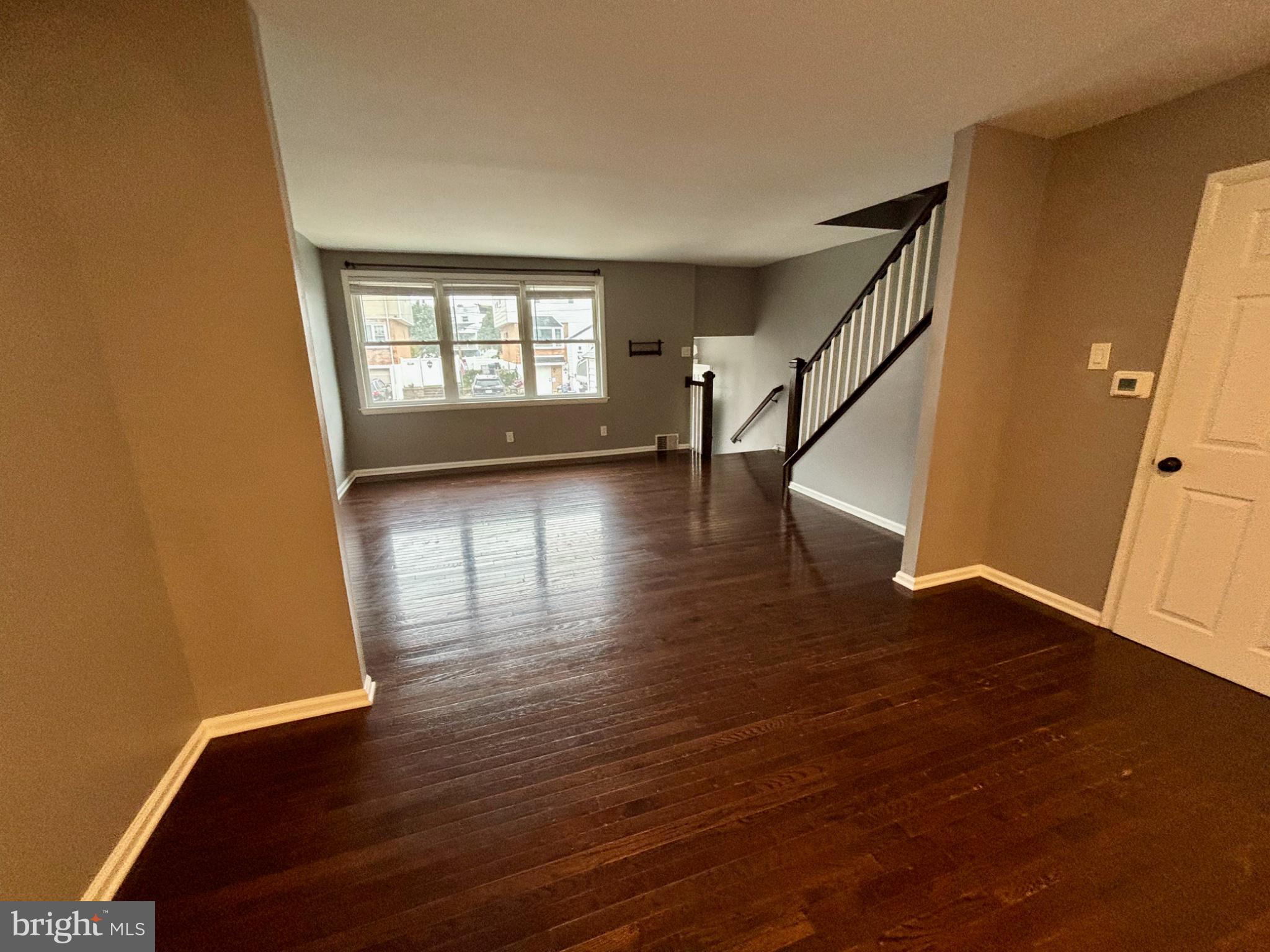 3657 N HEREFORD