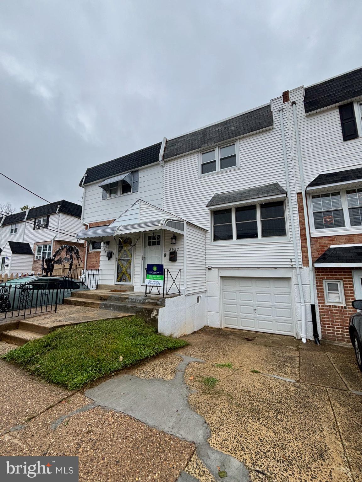 3657 N HEREFORD