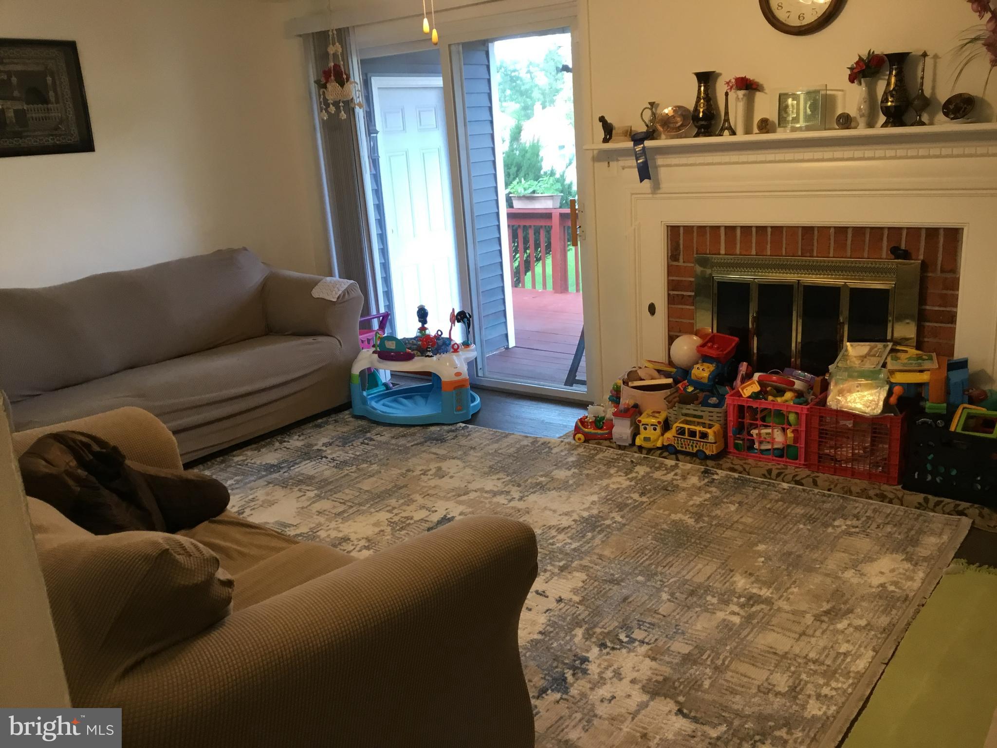 WOODBRIDGE VALLEY - Residential