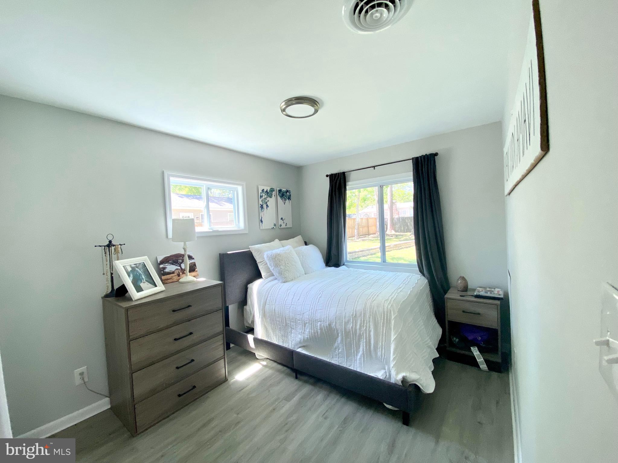 PONDER COVE - Residential