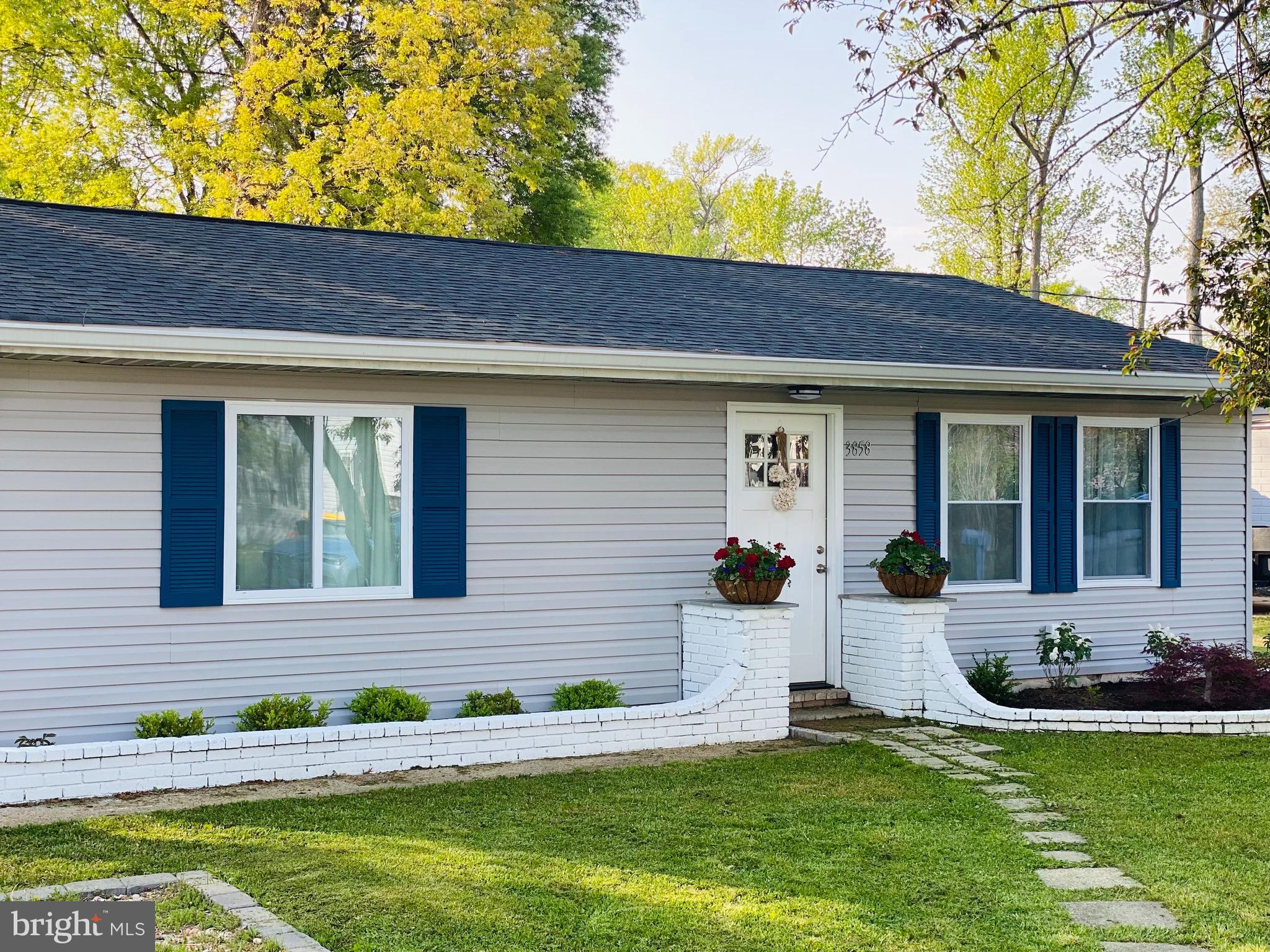 PONDER COVE - Residential