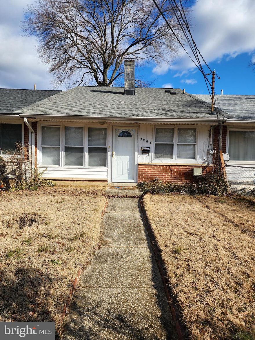 Back on the market-PENDING RELEASE!  Great Location!  New roof and Furnace/AC is only 2 years old.  This home needs some TLC, but it has lots of potential.  Home is being sold As-Is.  Cash offers only!
