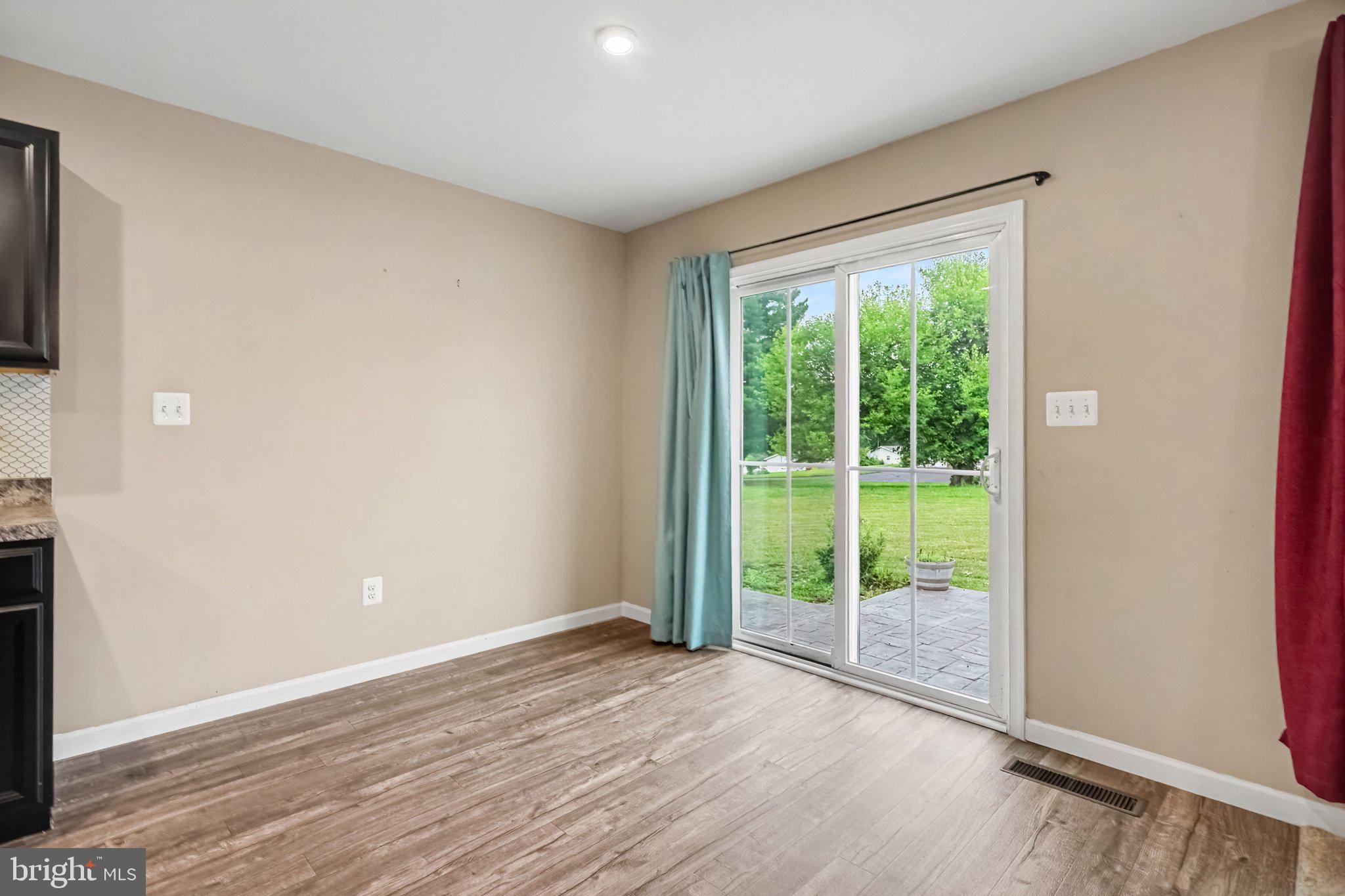3190 FOX RIDGE EAST DRIVE