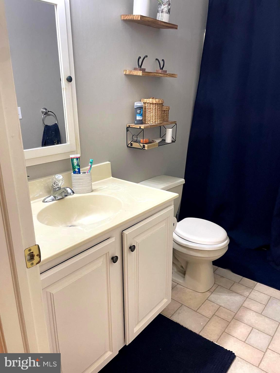 BATTENS CIRCLE - Residential