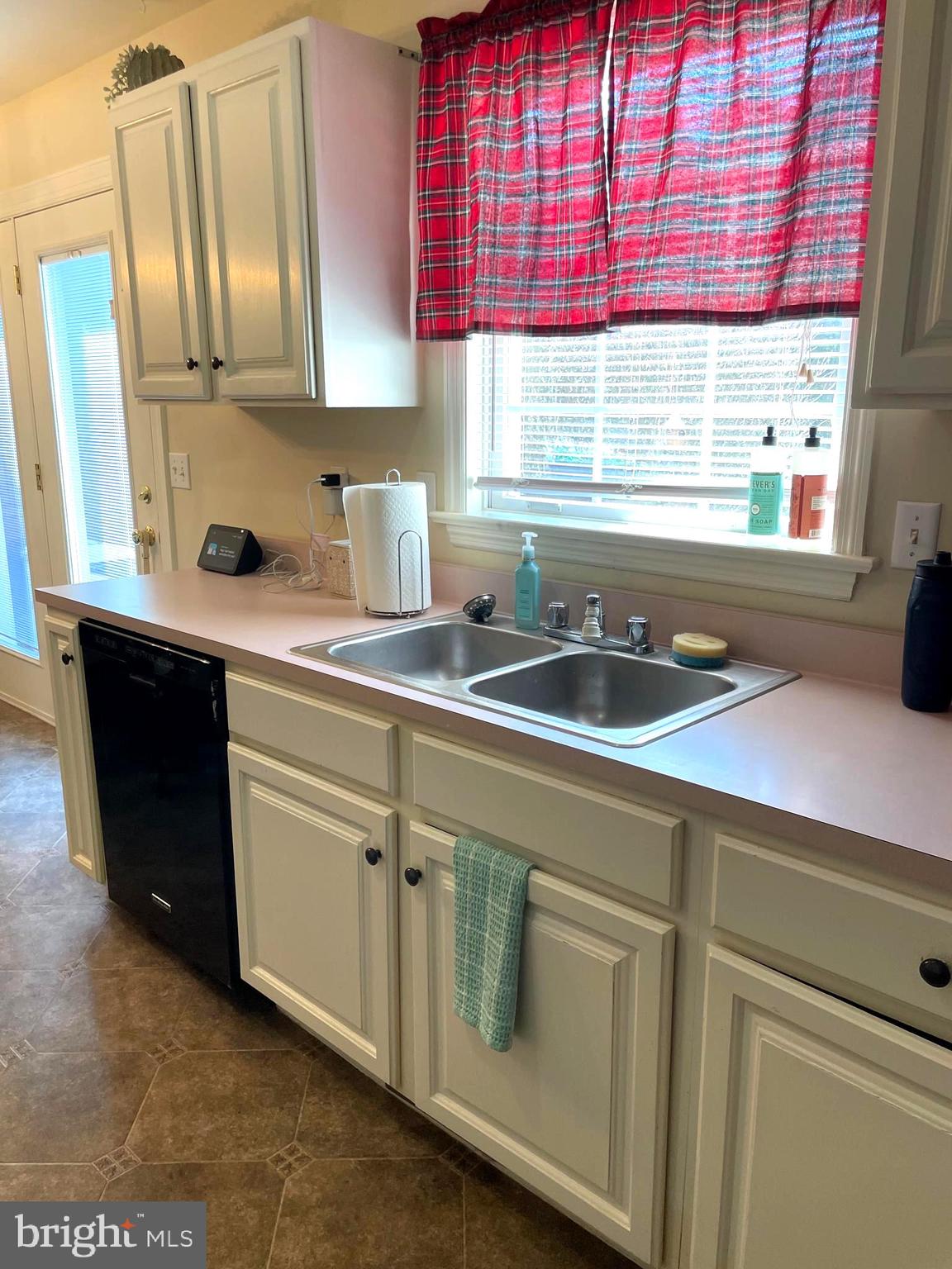 BATTENS CIRCLE - Residential