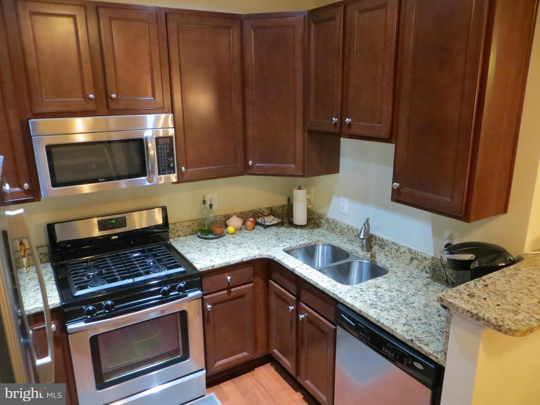 POTOMAC CLUB - Residential Lease