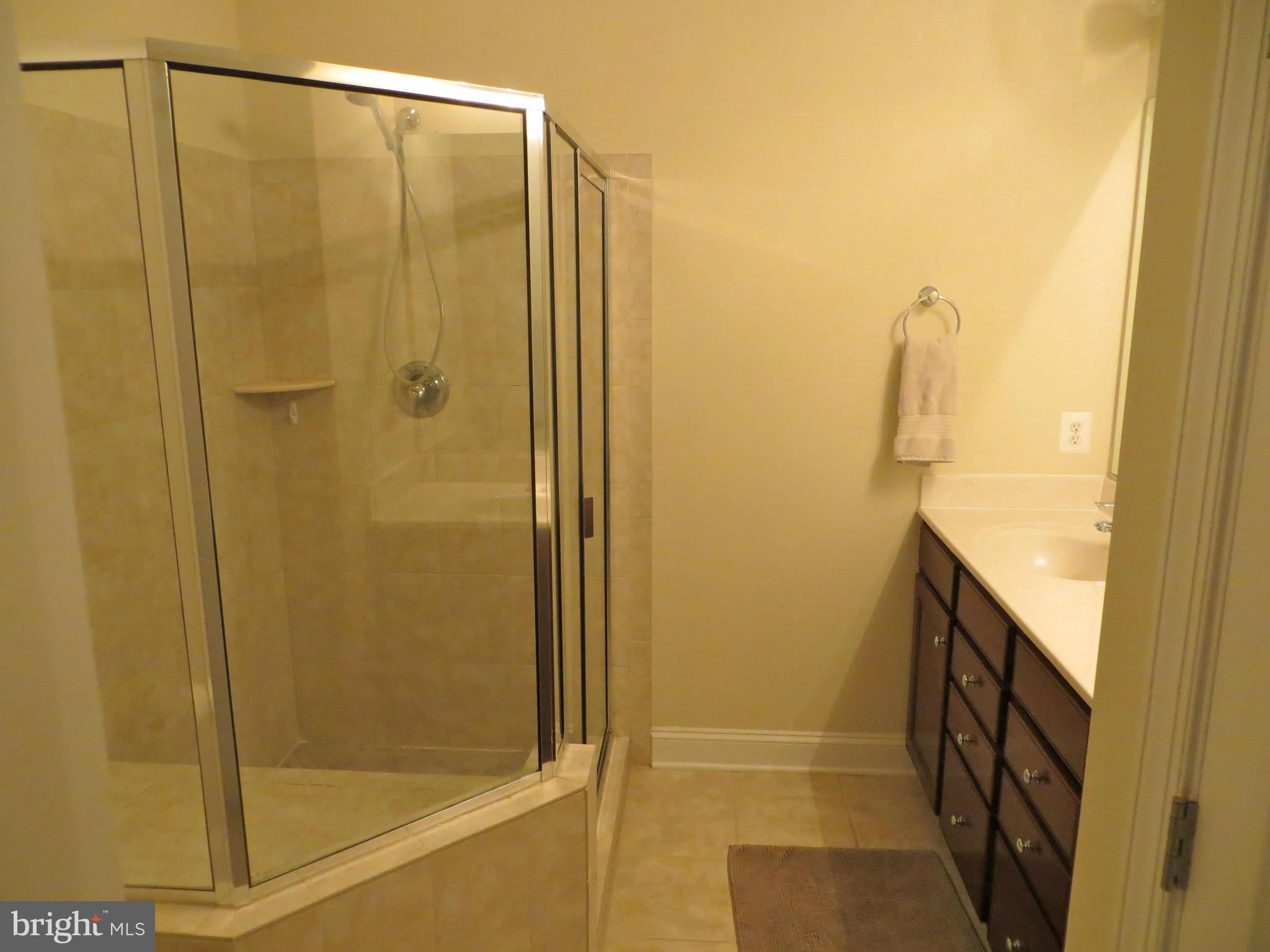 POTOMAC CLUB - Residential Lease