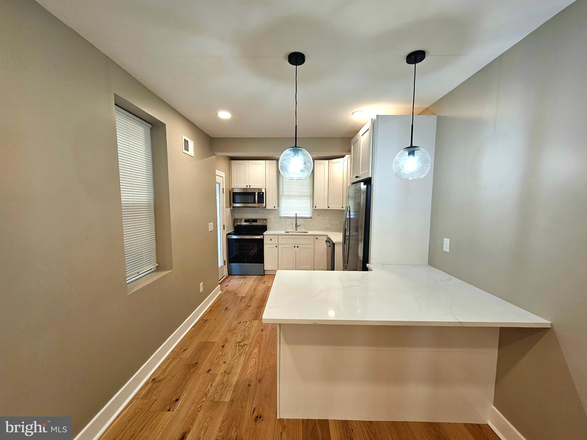 1155 S CLEVELAND STREET