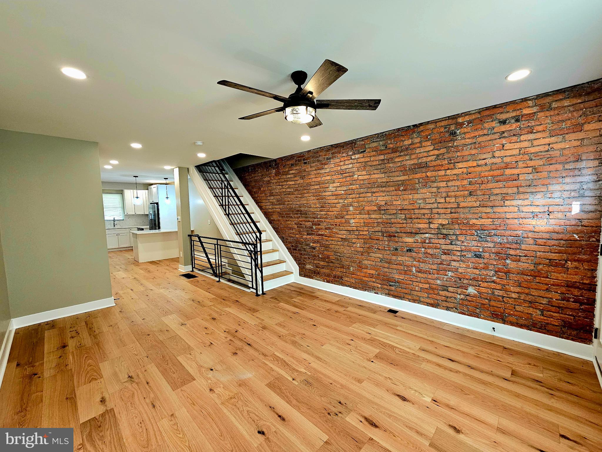 1155 S CLEVELAND STREET