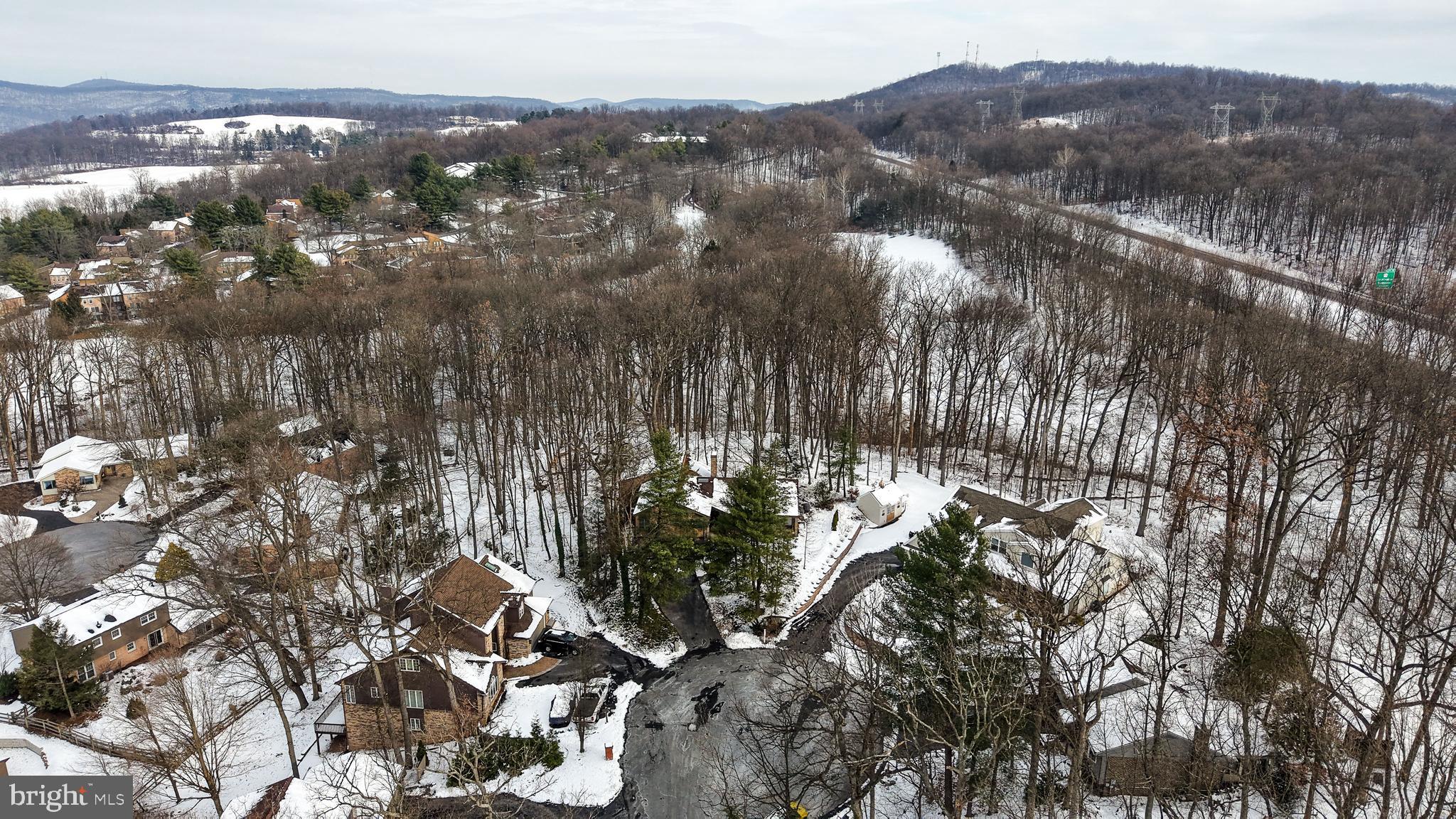 FLYING HILLS - Residential