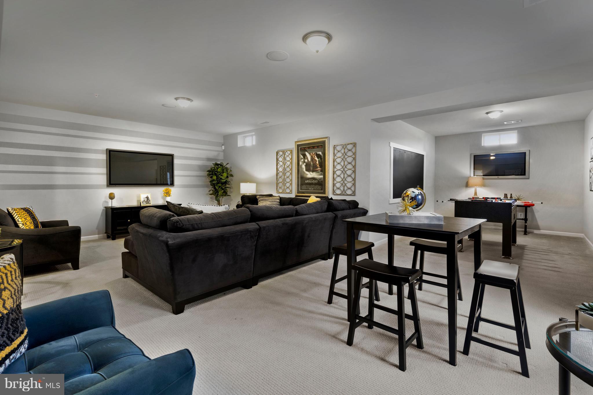 SPRINGDALE FARM - Residential