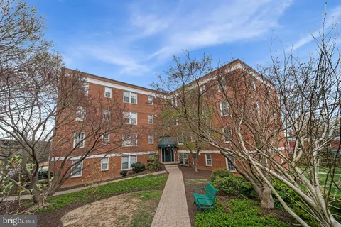 30 S Old Glebe Road Unit 202-E, Arlington, VA MLS: VAAR2055244