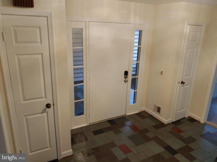 RIDGELEA HILLS - Residential Lease